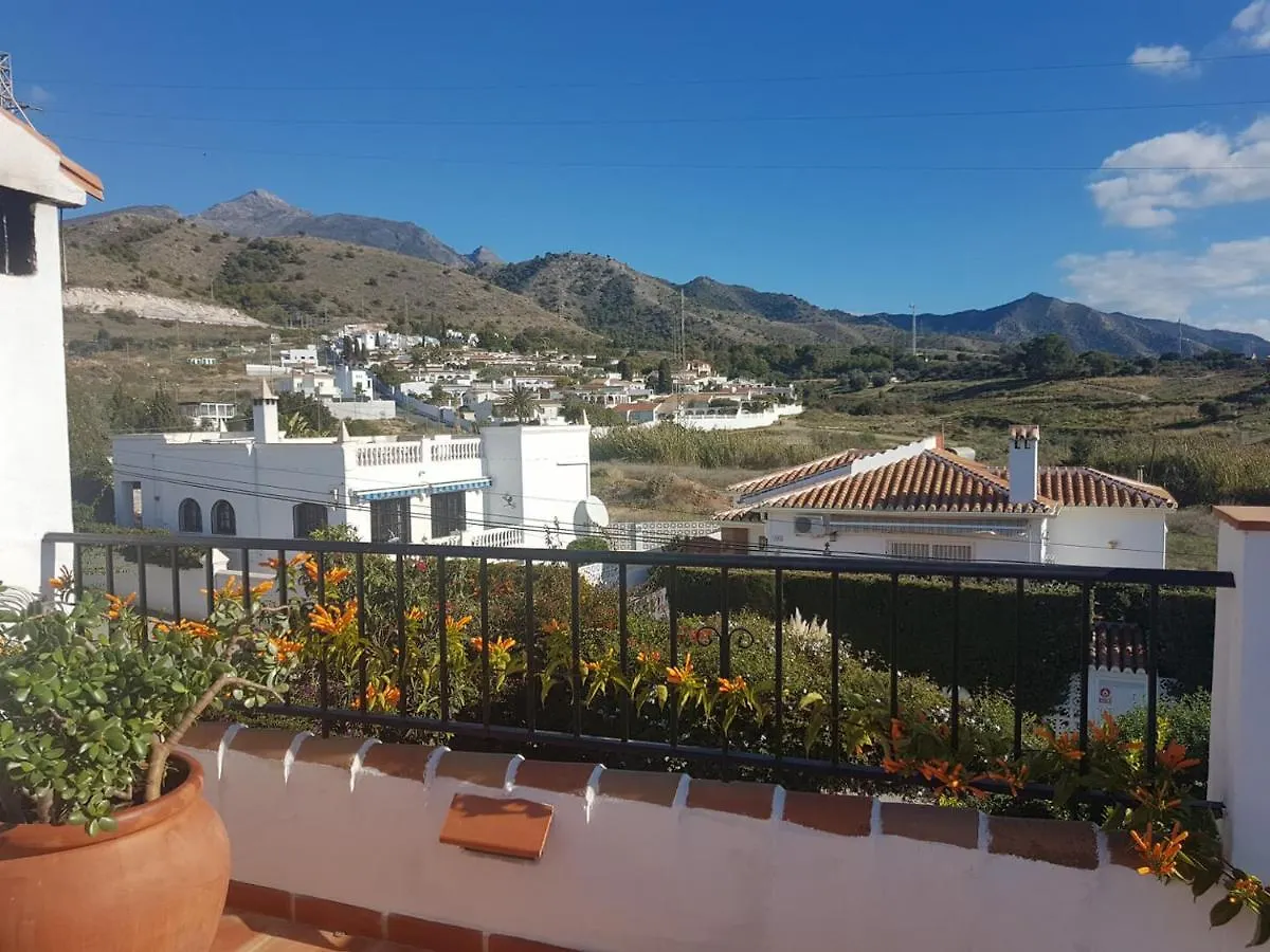 Bonita Villa En Nerja Casa Palomas