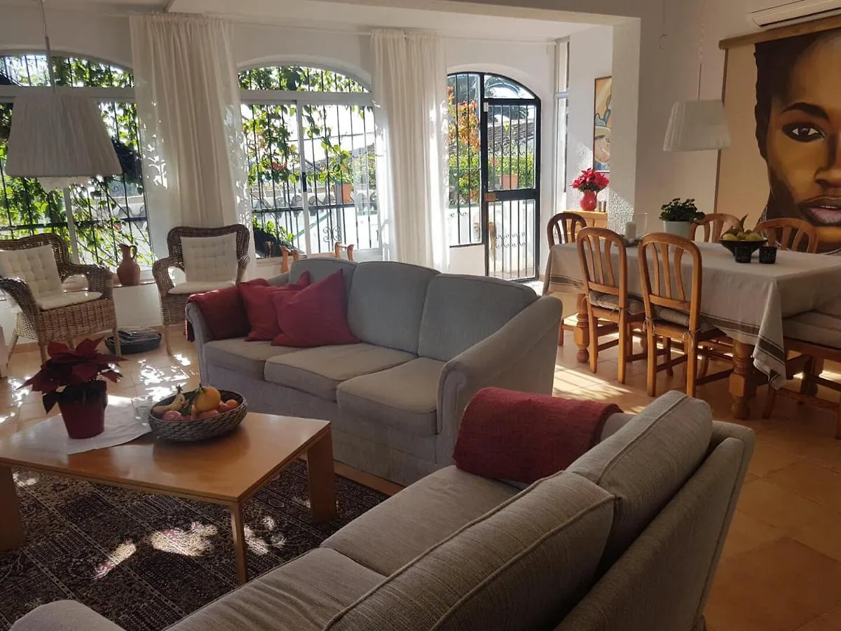 Bonita Villa En Nerja Casa Palomas